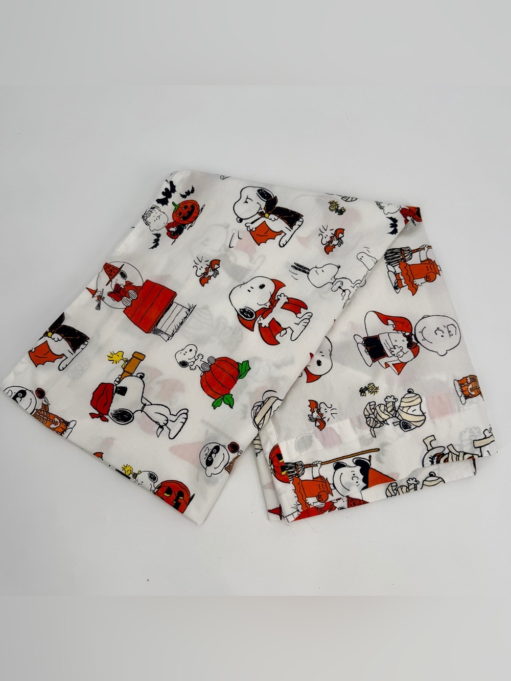 POTTERY BARN KIDS Pillowcase Snoopy Halloween Peanuts Organic Cotton Standard
